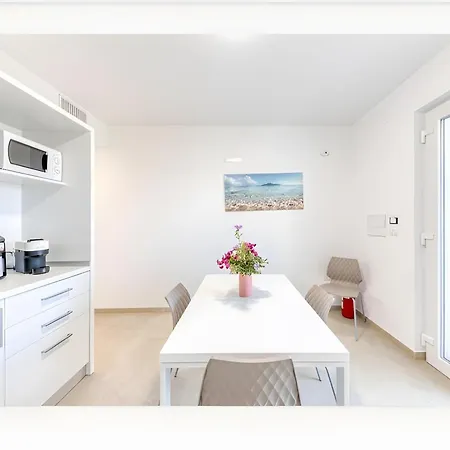 Apartament Fronte Mare *