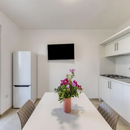 Apartman Fronte Mare *