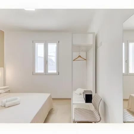 Fronte Mare Apartman *